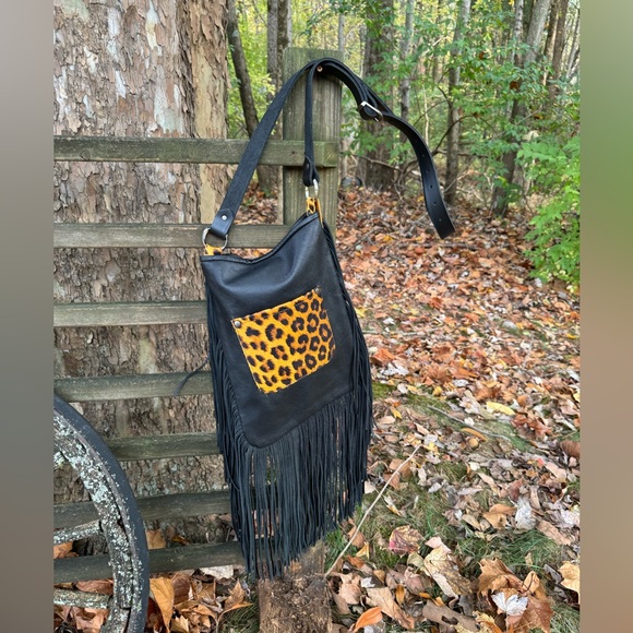 Leopard print with fringe crossbody purse with adj strap 10”x13” leather - Picture 2 of 14